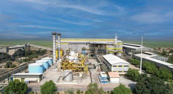 پذیرش دومین شرکت زیرمجموعه توسعه نیشکر در فرابورس ایران/ گام بلند توسعه نیشکر به‌سوی بازار سرمایه