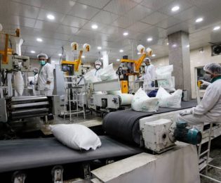 رکوردشکنی نیشکر دعبل خزاعی با تولید ۲۱۸ هزار تن شکر سفید