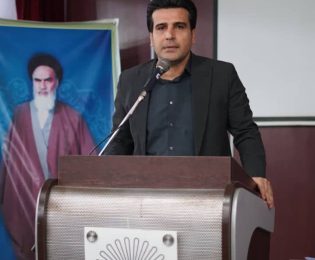 برگزاری جلسه توجیهی وجشن دانشجویان جدیدالورود دانشگاه پیام نور ایذه