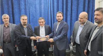 تفاهم‌نامه طرح توسعه شبکه فاضلاب آبادان امضا شد