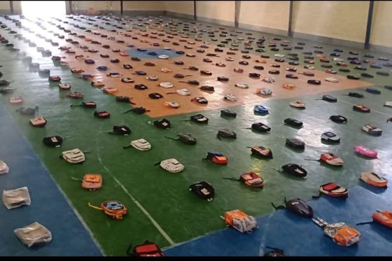 2500کیف و لوازم التحریر به دانش آموزان ایذه اهدا شد