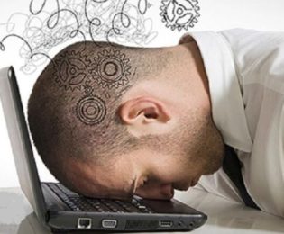 تأثیرات رسانه‌ها و شبکه‌های اجتماعی بر نوجوانان