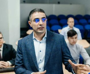 انتخاب فرزند خوزستان دکترشادفر داودی( Shadfar Davoodi)در جمع ۲٪ دانشمندان برتر جهان در سال ۲۰۲۵