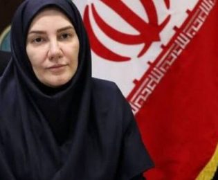 درخشش وزارت نفت در جشنواره ملی؛ از صدیقه خزایی به‌ عنوان «حکمران زن منتخب کشور» تجلیل شد