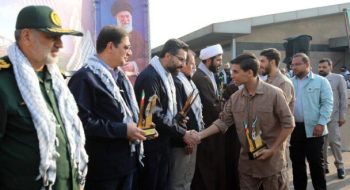 فرمانده سپاه حضرت ولی عصر (عج) استان خوزستان در صبحگاه مشترک مدافعان تولید و امنیت گروه فولاد خوزستان:باید امروز با چشمان بیدار، اقدامات دشمن را رصد کنیم